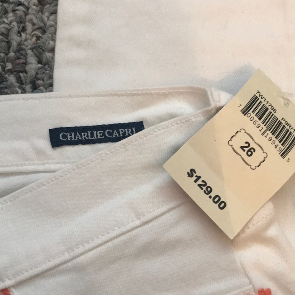 White jeans - Picture 6 of 8